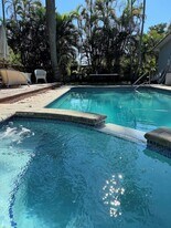 1811 N 40th Ave in Hollywood, FL - Building Photo