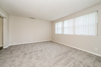 3942 Barmer Dr in Jacksonville, FL - Foto de edificio - Building Photo