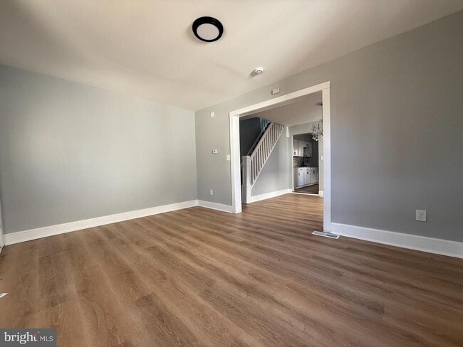 333 W Buck St in Paulsboro, NJ - Building Photo - Building Photo