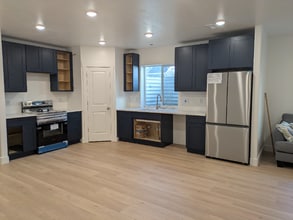 1595 S 300 W in Spanish Fork, UT - Foto de edificio - Building Photo