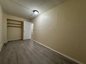 53 Van Buren St in Brooklyn, NY - Foto de edificio - Building Photo