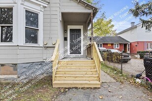 1361 North Ave in Niagara Falls, NY - Building Photo