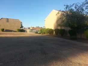 5813 N 59th Dr in Glendale, AZ - Building Photo - Building Photo