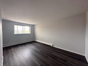 424 Rue Aulneau in Winnipeg, MB - Building Photo - Building Photo