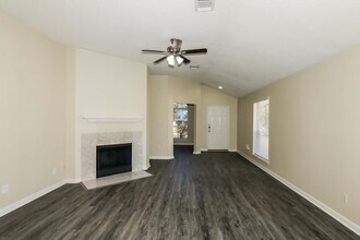 10714 Estelle Cir in Montgomery, TX - Building Photo - Building Photo