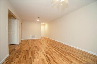 685 Success Ave in Stratford, CT - Building Photo - Building Photo