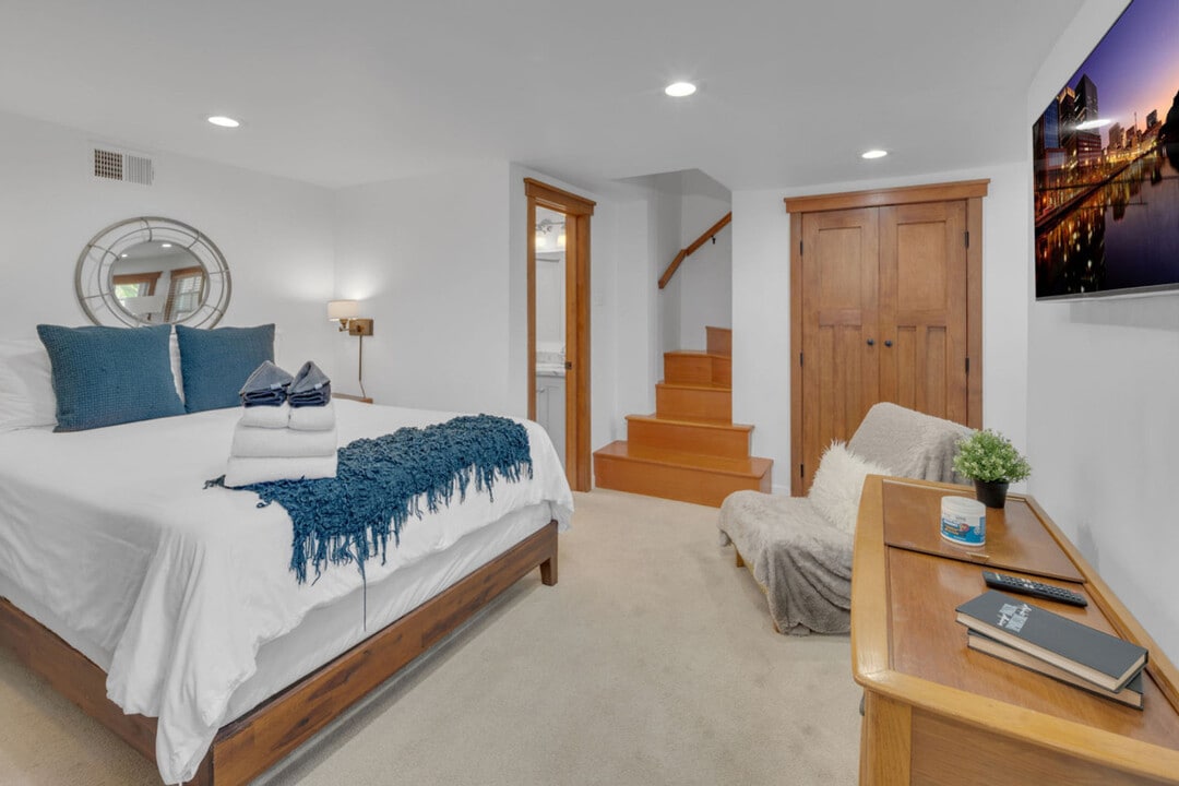 1072 Johnson Ave in San Diego, CA - Foto de edificio