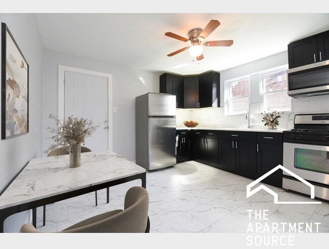 5128 W Henderson St, Unit 1