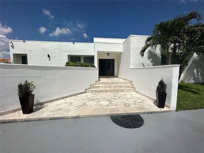 property at 290 NW 125th Ave