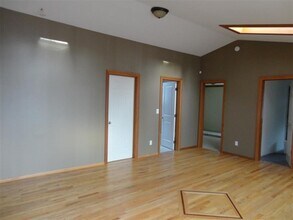 6605 Beverly Blvd in Everett, WA - Building Photo - Building Photo