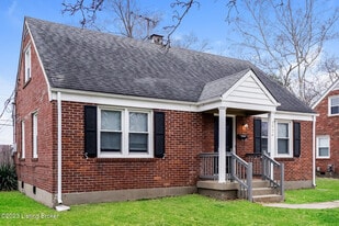 2926 Yorkshire Blvd in Louisville, KY - Building Photo