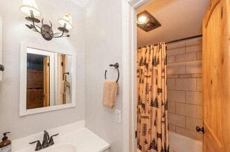 168 Hi Country Dr in Winter Park, CO - Building Photo - Building Photo