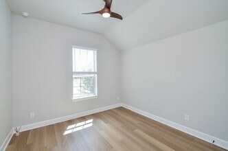 18426 Bluebird Br Ln in Houston, TX - Building Photo - Building Photo