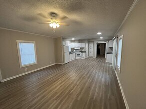 8 White Oak Village in Rainbow City, AL - Building Photo - Building Photo