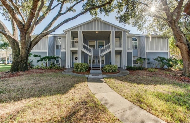 2597 Grassy Point Dr