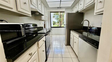 3309 Bridgewood Dr in Boca Raton, FL - Building Photo - Building Photo