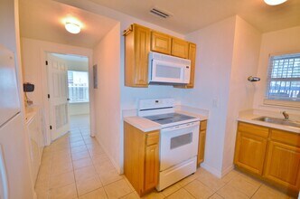 1220 SW 1st Ave in Gainesville, FL - Building Photo - Building Photo