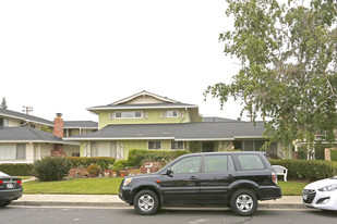 2023 Town and Country Ln in Santa Clara, CA - Foto de edificio - Building Photo