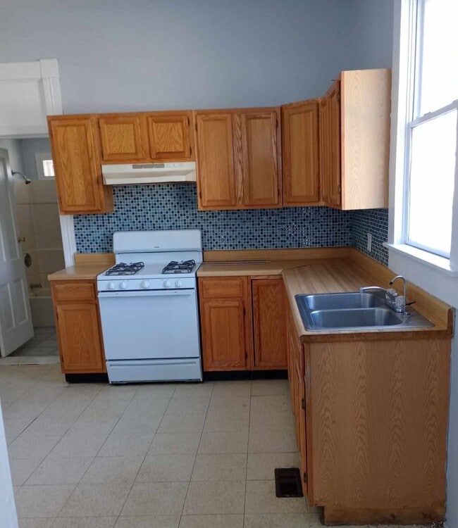 property at 1621-1623 Prospect Ave