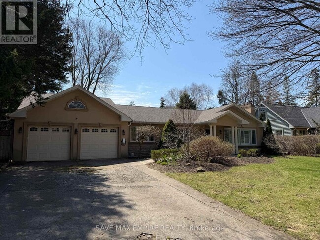 property at 964 Parkland Ave