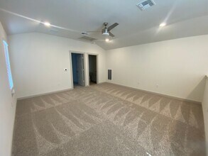 10704 Fulton Ave in Austin, TX - Building Photo - Building Photo