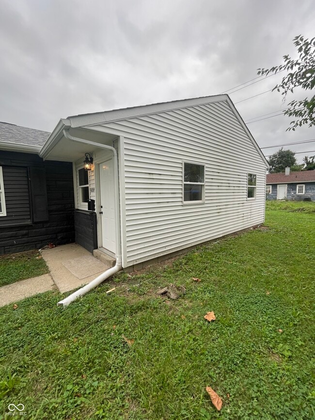 6228 East 21st St in Indianapolis, IN - Building Photo - Building Photo
