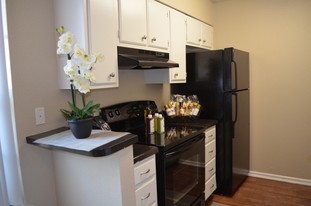 Forest Oaks Apartments