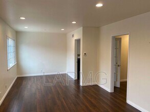 17535-17537 Baltar St in Northridge, CA - Building Photo - Building Photo