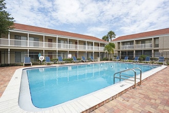Grande Bay in Clearwater, FL - Building Photo - Building Photo
