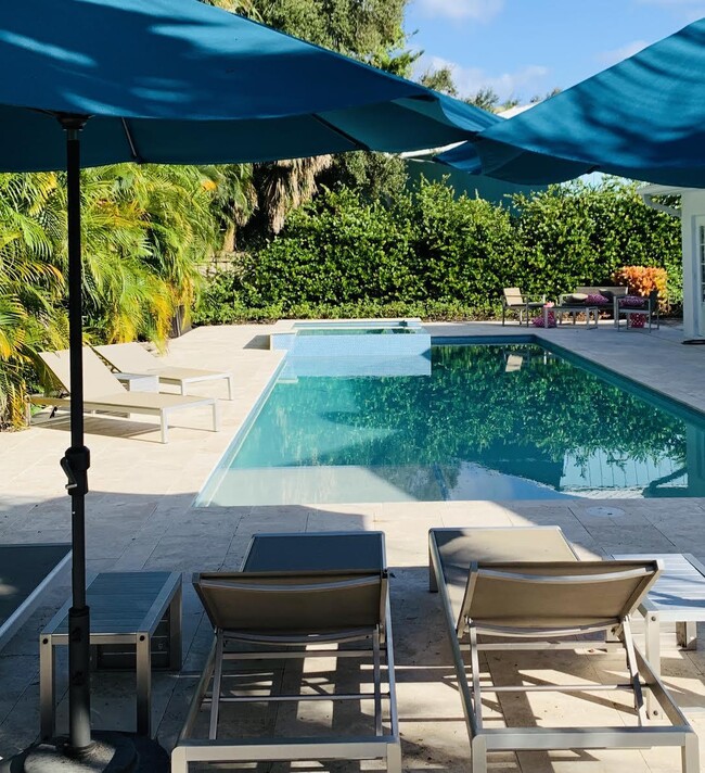 2459 Cardinal Ln in Palm Beach Gardens, FL - Building Photo - Building Photo