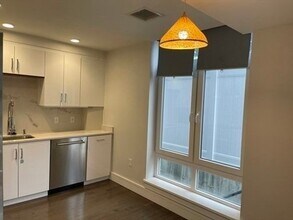262 Monsignor O'Brien Hwy, Unit 101 in Cambridge, MA - Building Photo - Building Photo