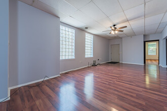 104 N Graham St, Unit FL1 in Pittsburgh, PA - Building Photo - Building Photo