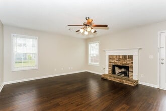 5102 Redcoat Ln in Mcdonough, GA - Building Photo - Building Photo