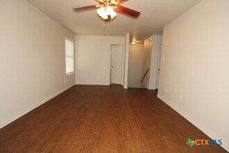 2301 Eppinette Dr in Killeen, TX - Building Photo - Building Photo