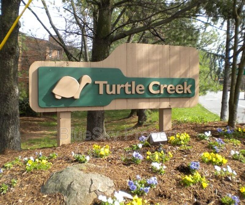 120 Turtle Creek Rd in Charlottesville, VA - Building Photo