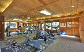 923 Catkin Ct in San Jose, CA - Foto de edificio - Building Photo