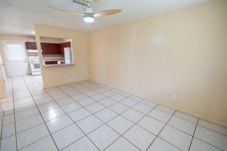 2418 Atlas Rd in Tallahassee, FL - Building Photo - Building Photo