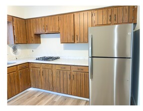142 William St in Carteret, NJ - Building Photo - Building Photo