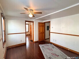 5 Church St in Stafford, CT - Building Photo