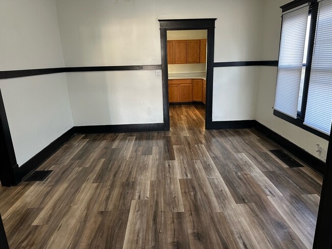 1618 Berry Blvd in Louisville, KY - Building Photo - Building Photo