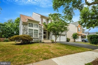 26161 Rachel Hill Dr in Chantilly, VA - Building Photo - Building Photo