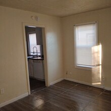 415 Smith St in Dayton, OH - Foto de edificio - Building Photo