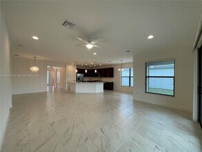 10922 SW Meandering Mile Rd in Port St. Lucie, FL - Building Photo - Building Photo