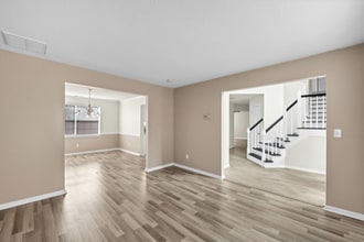 3136 Sacramento Dr in Virginia Beach, VA - Foto de edificio - Building Photo