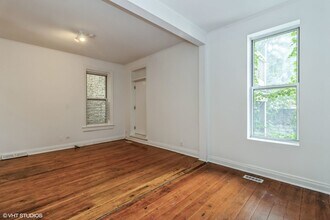 1722 S Desplaines St in Chicago, IL - Building Photo - Building Photo