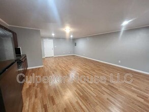 2854 W Sylvania Ave in Toledo, OH - Building Photo - Building Photo