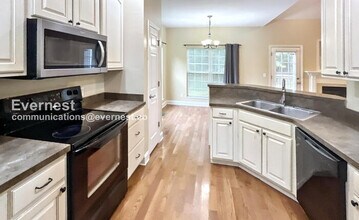 2095 Baggett Rd in Ringgold, GA - Building Photo - Building Photo