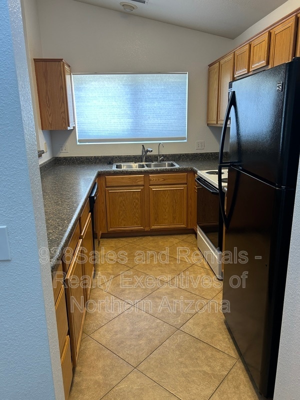 6485 E Settlers Run Rd in Flagstaff, AZ - Building Photo - Building Photo