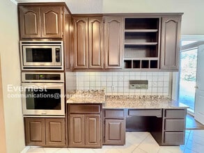 10116 S Fulton Ave in Tulsa, OK - Building Photo - Building Photo