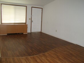 10010 S Nob Hill Cir in Tamarac, FL - Building Photo - Building Photo